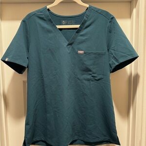 FIGS Catarina One-Pocket Scrub Top